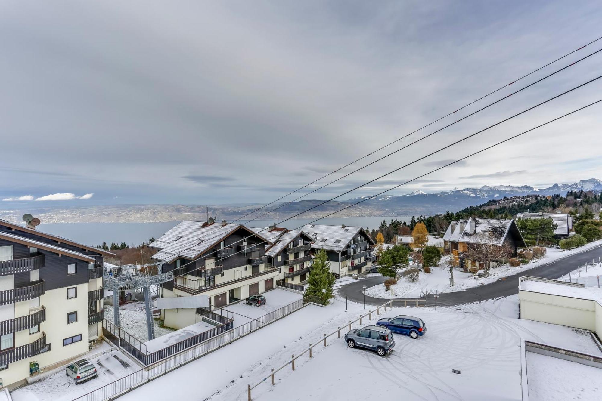 Appartement Cosy Avec Vue Sur Le Lac A Thollon Les Memises 35M² Bagian luar foto