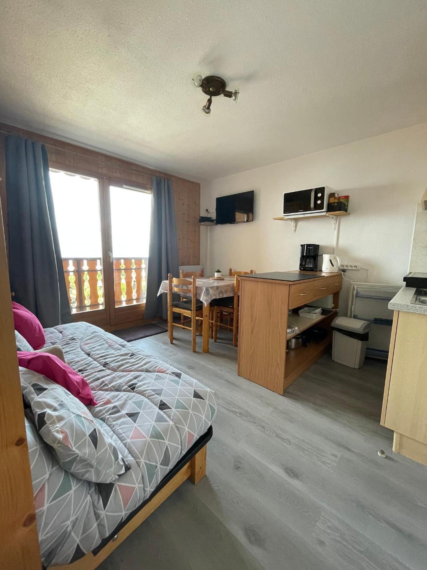 Appartement Cosy Avec Vue Sur Le Lac A Thollon Les Memises 35M² Bagian luar foto